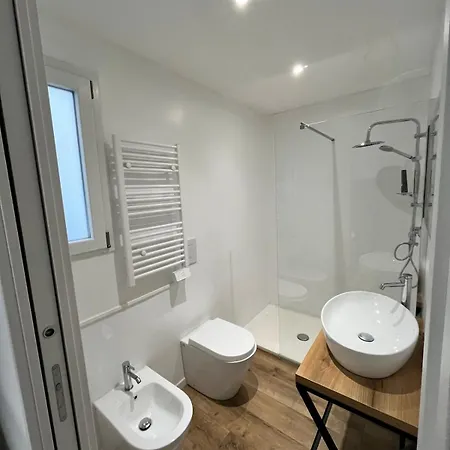 شقة Inalpiarena Loft Independent - Private Parking